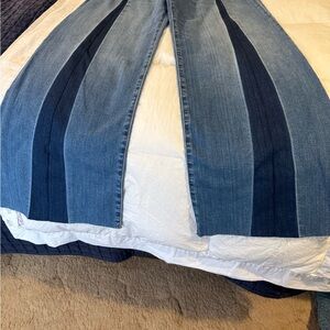 Kut from the Kloth Two-Tone Denim Wide Leg Jeans